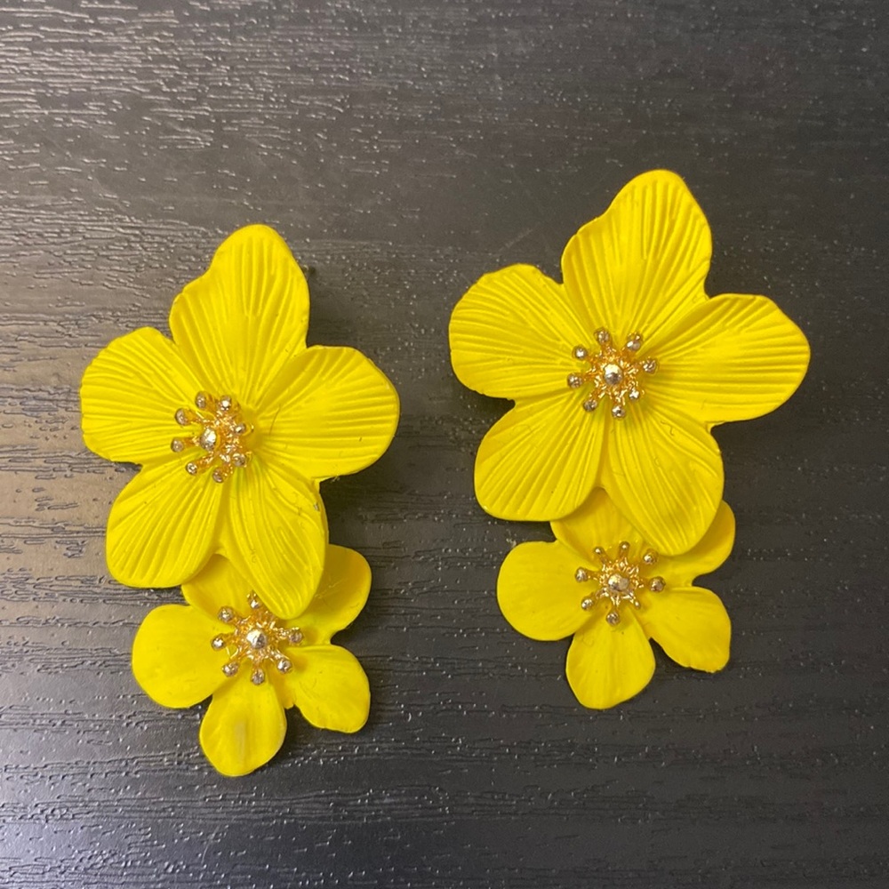 Yellow flower earrings